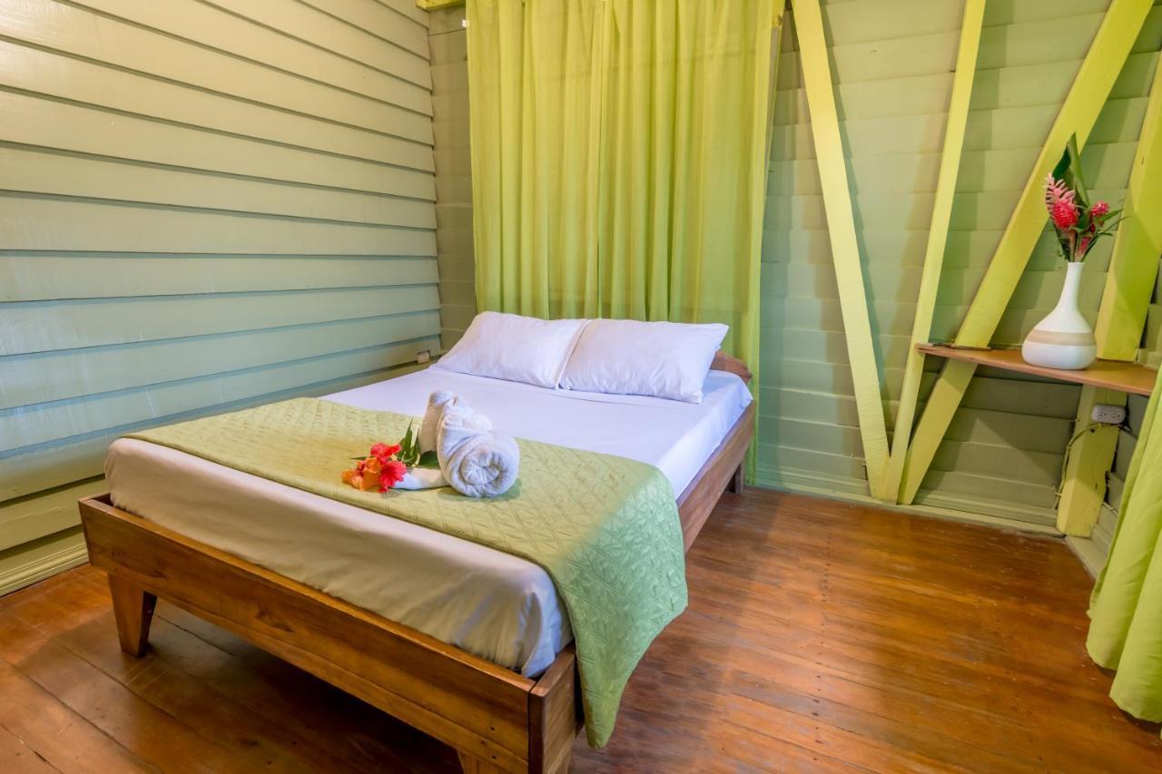 Sea Tower Hotel Puerto Viejo de Talamanca Bagian luar foto